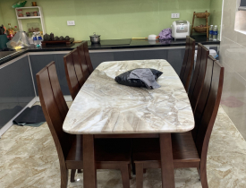 Xu Hướng Bàn Ăn Gỗ Tự Nhiên Hiện Đại Kiểu Dáng Mới Lạ 2024