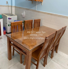 Bộ bàn ăn gỗ Sồi Nga 1m6 mặt liền giá rẻ BG 067