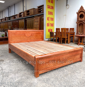 Giường gỗ sồi nga mẫu quạt thường - vạt lan 