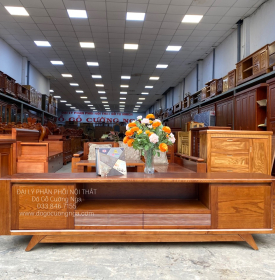 Kệ Tivi Gỗ Sồi Nga Chân Vát Lau Màu Óc Chó KG 16.4