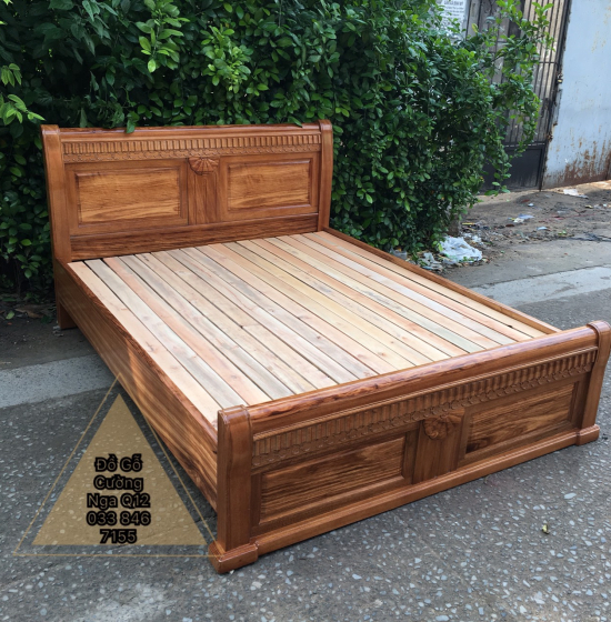 Giường gỗ hương xám vat lan mẫu quạt 