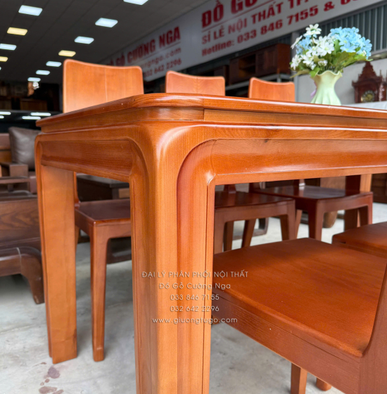 Bàn Ăn Gỗ Sồi Nga 6 Ghế Màu Cánh Gián Mẫu Chân Bo Hiện Đại