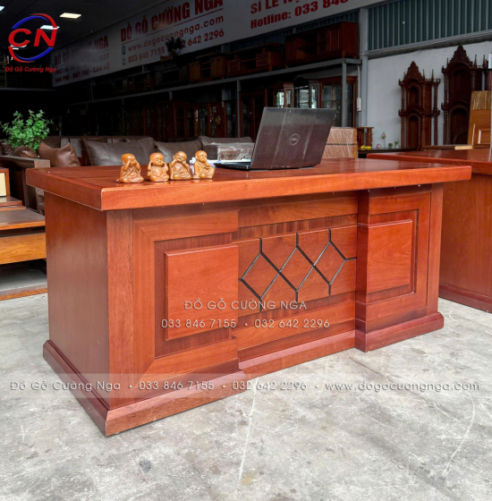 Bàn Làm Việc Giám Đốc Gỗ Xoan Đào 1m87 Chạm Chỉ Sang Trọng