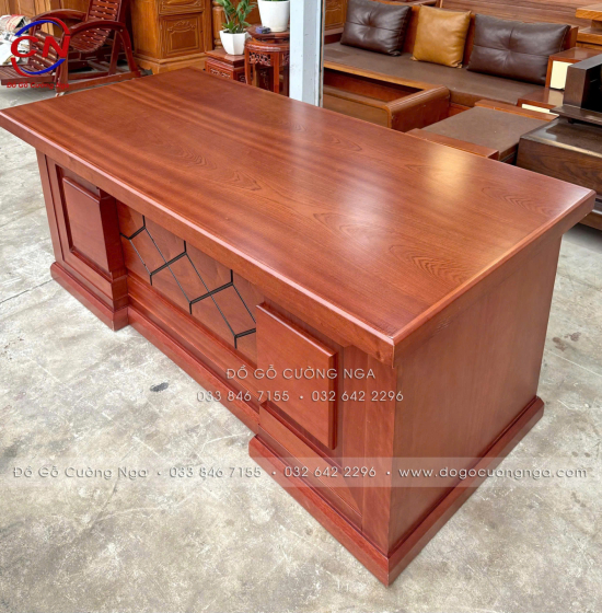 Bàn Làm Việc Giám Đốc Gỗ Xoan Đào 1m87 Chạm Chỉ Sang Trọng