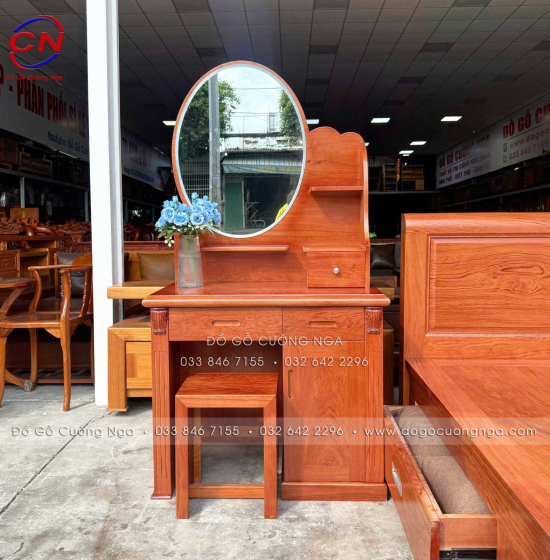 Combo Giường Tủ Gỗ Hương Đá Kèm Bàn Trang Điểm Sang Trọng