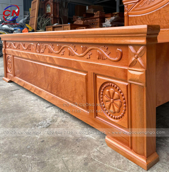 Giường gỗ đinh hương vạt phản - mẫu hoa lá tây 