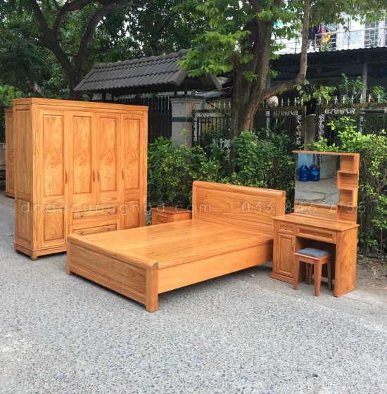 Tủ áo gỗ gõ đỏ 4 cánh mẫu trơn 