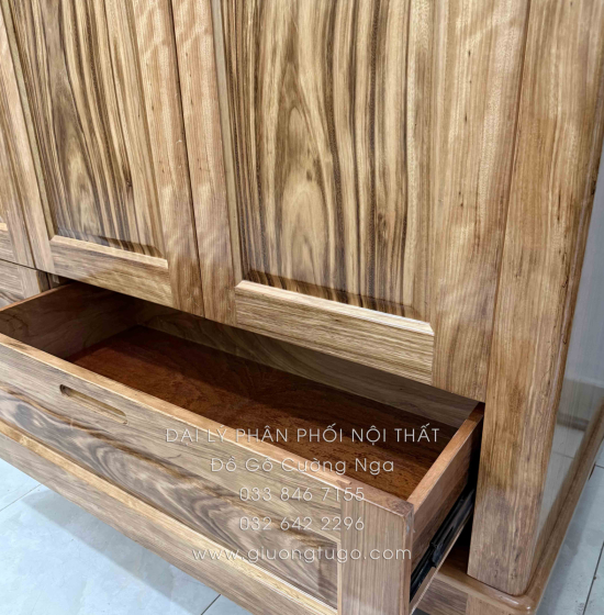 Tủ Quần Áo Gỗ Hương Xám 3 Cánh Mẫu Trơn 1m52