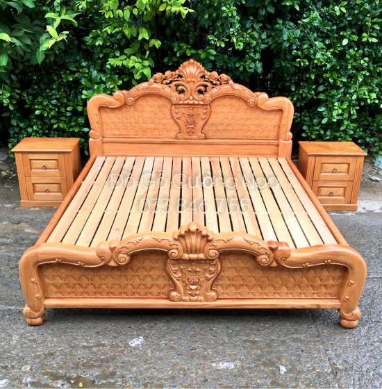 Giường ngủ gỗ gõ đỏ vạt lan - mẫu hoa hồng 