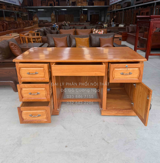 Bàn Làm Việc Giám Đốc Gỗ Gõ Đỏ 1m6 Chạm Mã Đáo Thành Công