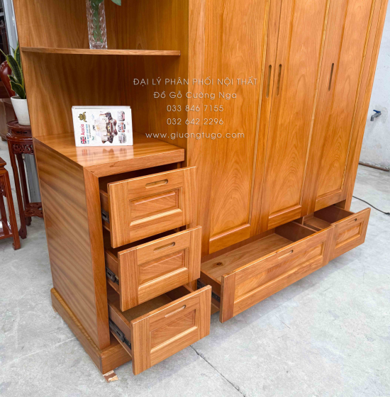 Tủ Áo Gỗ Gõ Đỏ 3 Cánh Kèm Góc Trang Trí Bo Cạnh