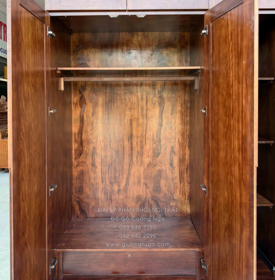 Tủ Quần Áo Gỗ Hương Xám 3 Cánh 2m3 Màu Óc Chó Kèm Kệ Trang Trí