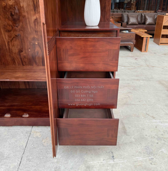 Tủ Áo Gỗ Hương Xám Màu Óc Chó 2 Tầng 4 Cánh Cánh Kèm Kệ Góc