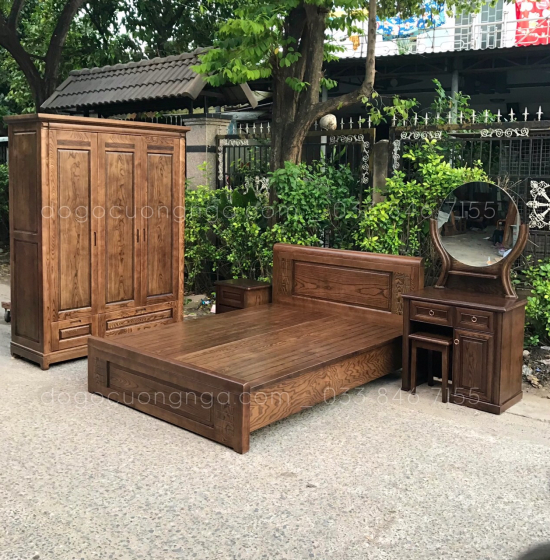 Giường gỗ Sồi Nga lau màu óc chó hiện đại - vạt phản 