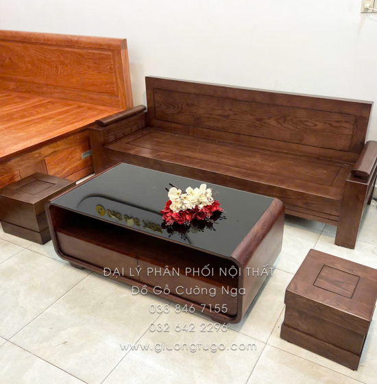 Bàn Ghế Sofa Gỗ Sồi Nga Lau Màu Óc Chó 2m Kèm Đôn Ngồi