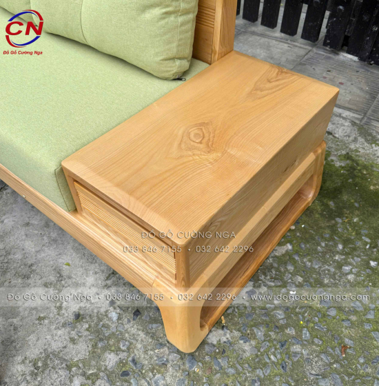 Sofa Văng Gỗ Sồi Màu Tự Nhiên Kèm Nệm 3 Chi Tiết Nhỏ Gọn