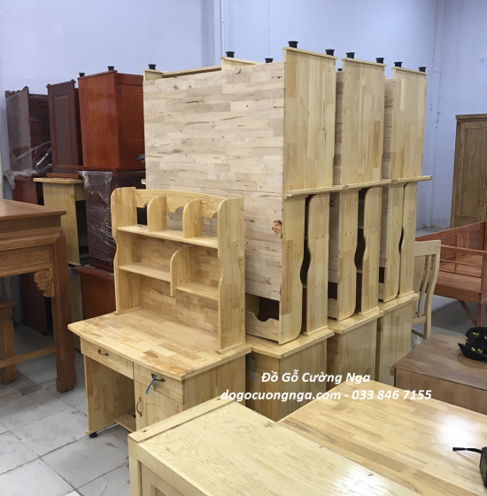 Bàn Học Sinh Có Giá Sách Gỗ Thông Giá Rẻ 
