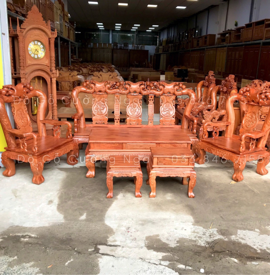 Bộ bàn ghế gỗ hương đá tay 12 chạm đào 