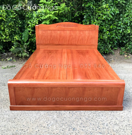 Giường gỗ hương đá hiện đại - mẫu hoa dây 