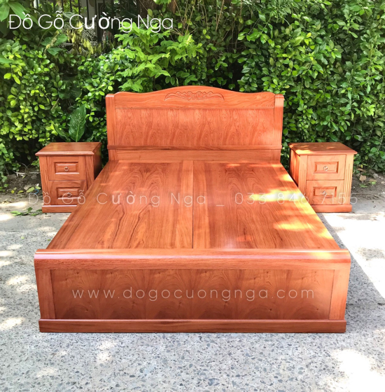 Giường gỗ hương đá hiện đại - mẫu hoa dây 