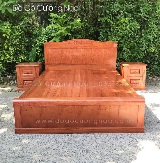 Giường gỗ hương đá hiện đại - mẫu hoa dây 