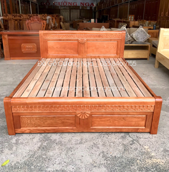 Giường gỗ sồi nga vạt lan màu cánh gián - mẫu quạt 