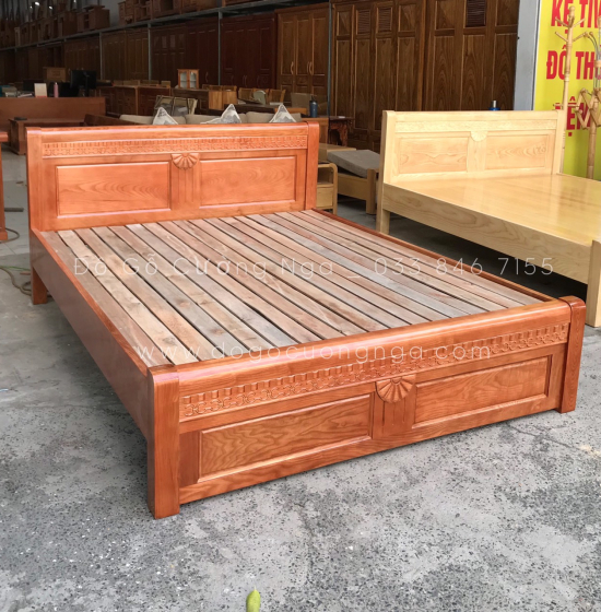 Giường gỗ sồi nga vạt lan màu cánh gián - mẫu quạt 