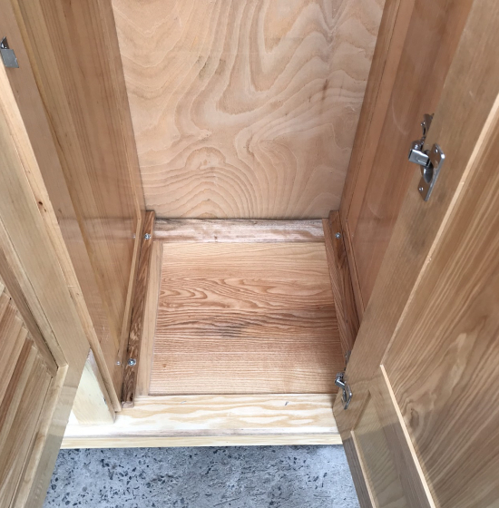 Tủ qần áo gỗ sồi ng 4 cánh lá sách hiện đại 