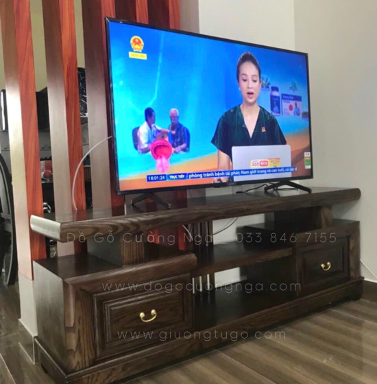 Kệ Tivi Gỗ Sồi Nga Màu Óc Chó Kiểu Nhật Giá Rẻ KG 039