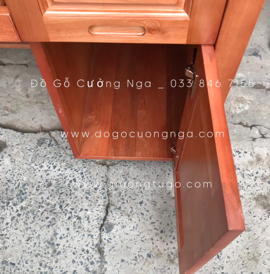 Bàn Học Gỗ Xoan Đào Cao Cấp 1m2 Kèm Giá Sách 