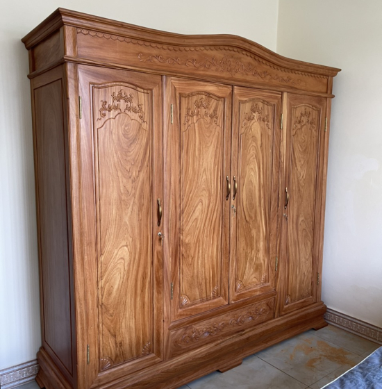 Tủ áo gỗ gõ đỏ 4 cánh - 2m1 cao cấp 