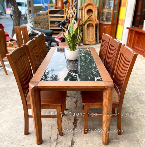 Bộ bàn ăn gỗ sồi nga lau màu óc chó 6 ghế - mặt đá đen 