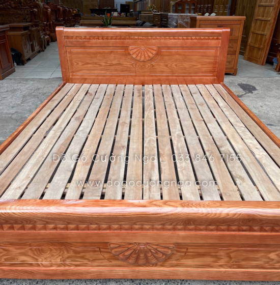 Giường gỗ sồi nga mẫu quạt thường - vạt lan 