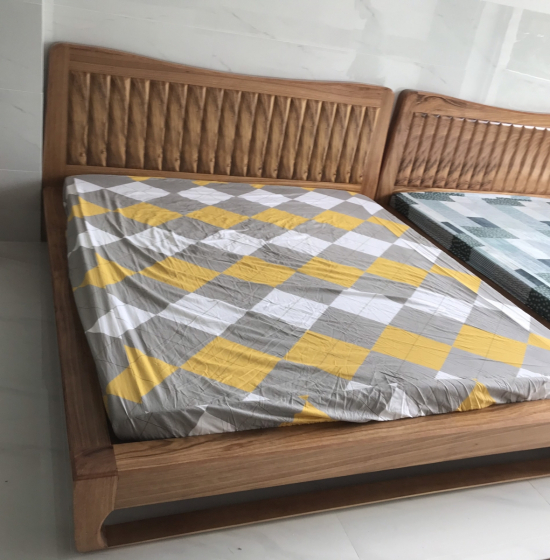Giường Ngủ Kiểu Nhật Gỗ Hương Xám - Chân Quỳ Hiện Đại 