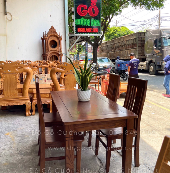 Bộ bàn ăn gỗ sồi nga 4 ghế mặt liền  - màu óc chó hiện đại BS 02 