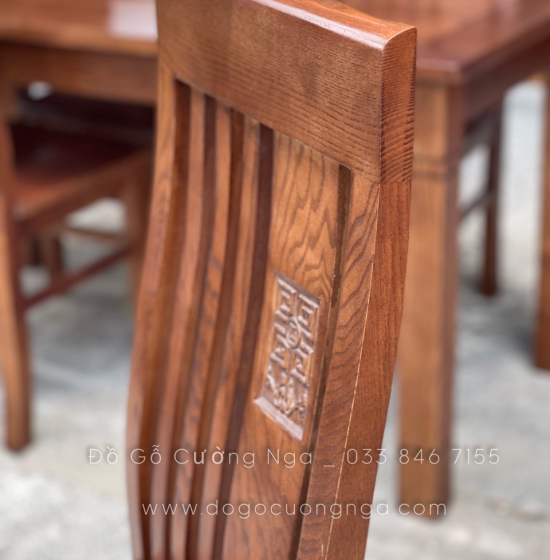 Bộ bàn ăn gỗ sồi nga 4 ghế mặt liền  - màu óc chó hiện đại BS 02 