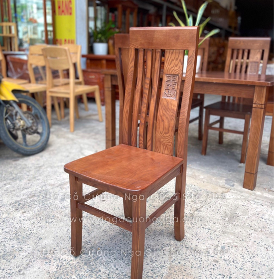 Bộ bàn ăn gỗ sồi nga 6 ghế - mặt đá - màu óc chó giá rẻ 