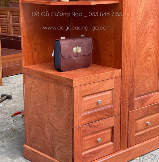 Tủ quần áo gỗ hương đá 4 cánh kèm góc trang trí