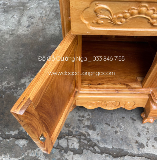 Kệ tivi gỗ Gõ Đỏ mẫu cột nho cao cấp KG 06