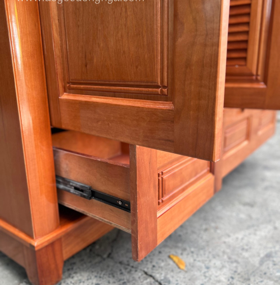 Tủ quần áo gỗ xoan đào 3 cánh 1m6 - mẫu lá sách 