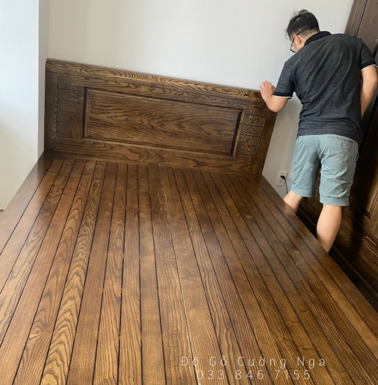 Giường gỗ Sồi Nga lau màu óc chó hiện đại - vạt phản 