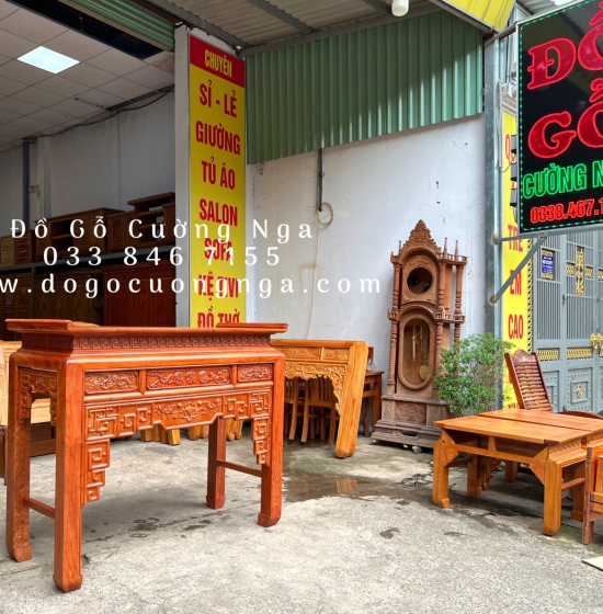 Bàn thờ gia tiên gỗ Hương Đá 1m75 - trạm như ý BT 07