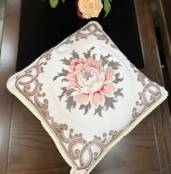 Gối Lụa Trang Trí Ghế Sofa Đẹp 01 