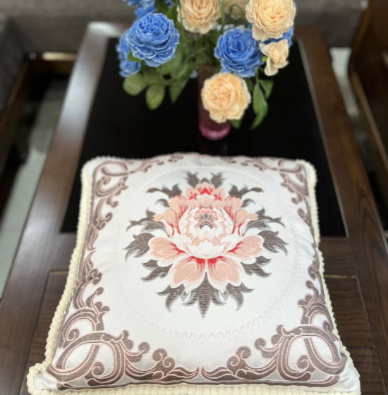 Gối Lụa Trang Trí Ghế Sofa Đẹp 01 