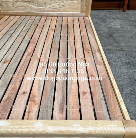 Giường Gỗ Sồi Nga Vạt Thưa Bền Đẹp - Trạm Hoa 