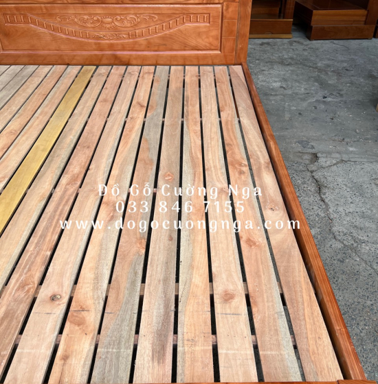 Giường ngủ gỗ sồi nga vạt lan GSN 027