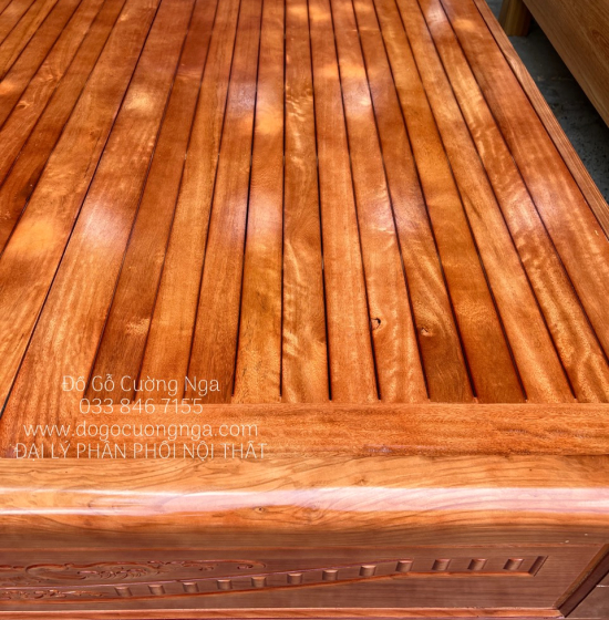Giường gỗ sồi nga vạt phản - màu cánh gián 