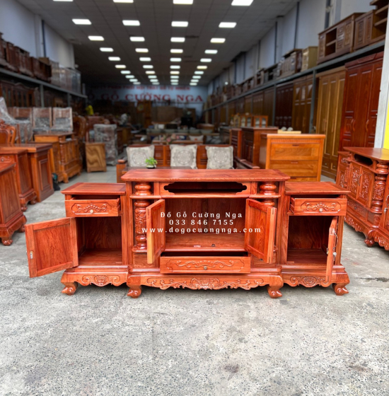 Kệ tivi gỗ Hương Đá mẫu cột nho 1m8 và 2m KG 03