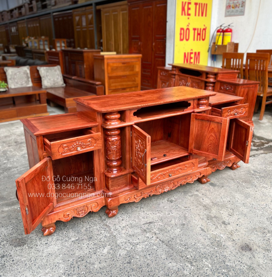 Kệ tivi gỗ Hương Đá mẫu cột nho 1m8 và 2m KG 03