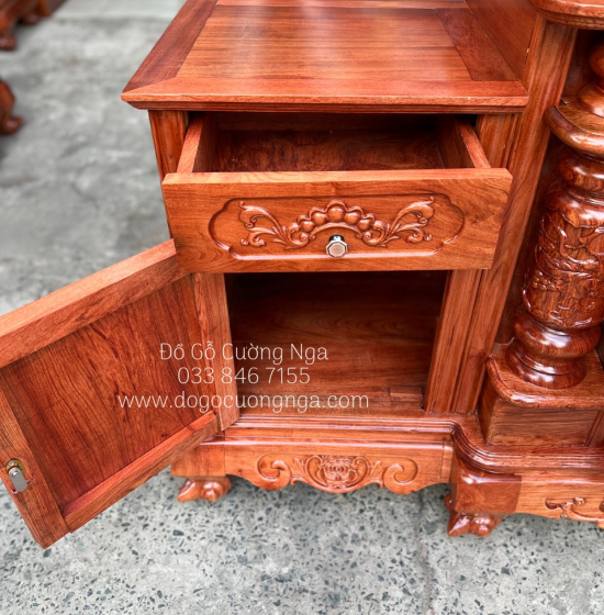 Kệ tivi gỗ Hương Đá mẫu cột nho 1m8 và 2m KG 03